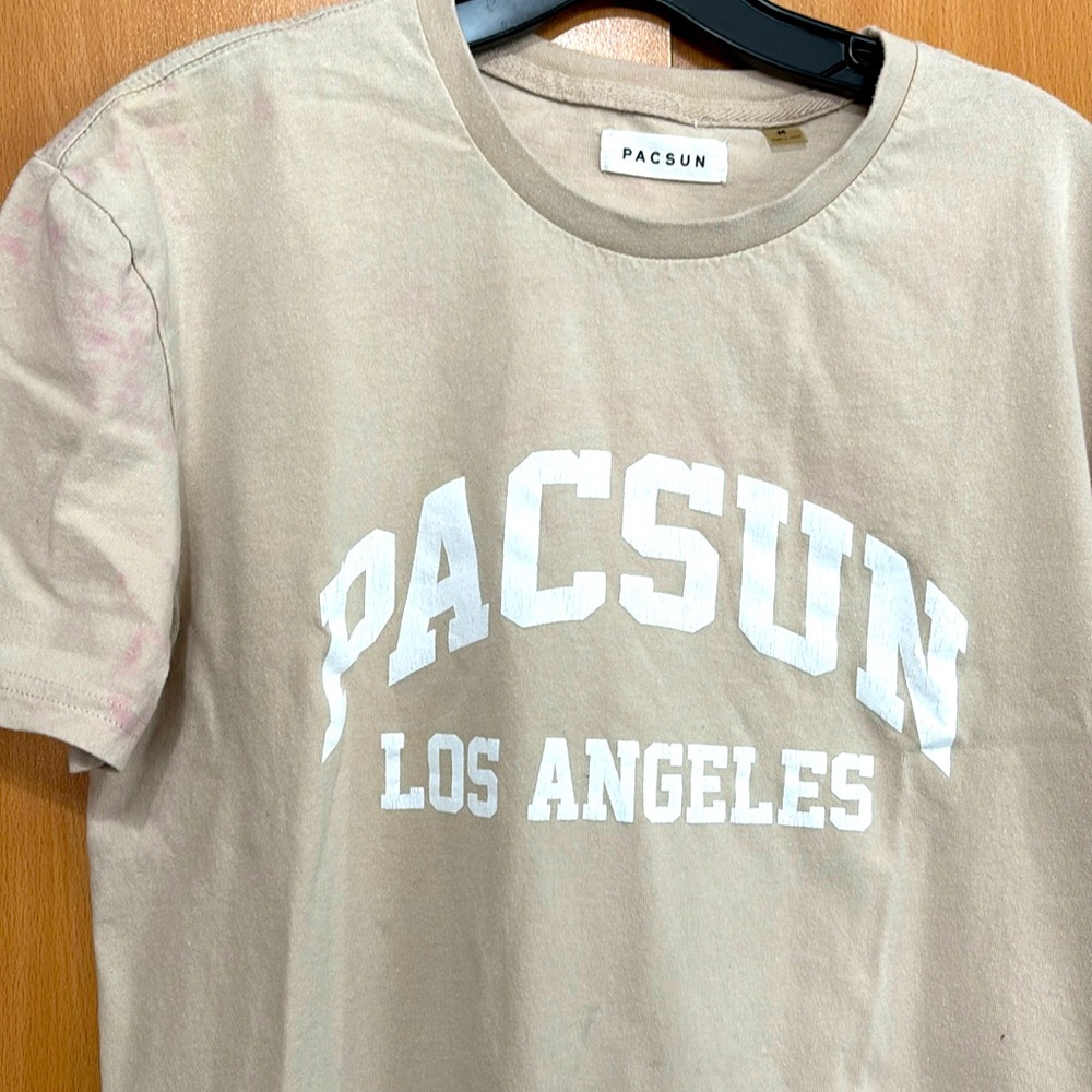 Pacsun Men’s Beige t-shirt COLOR TRANSFER STAINS ALL OVER